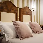 Le Meraviglie Di Alice Affittacamere 3*