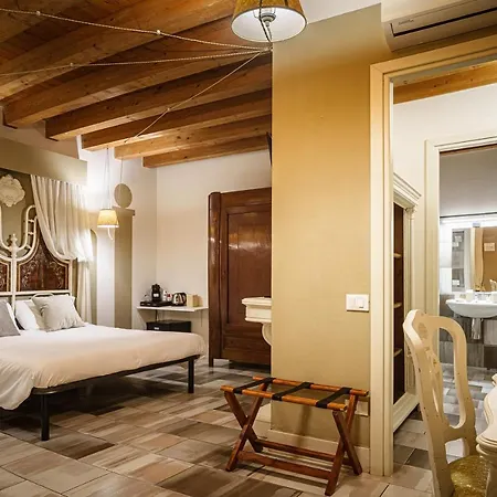 Le Meraviglie Di Alice בית הארחה